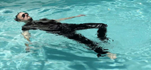 Behind the scenes of Eric Church’s Rolling Stones underwater photo shoot Photo